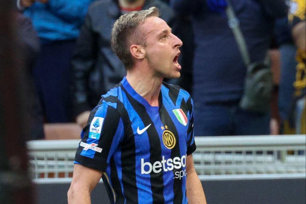 Davide Frattesi tratta con la Juventus