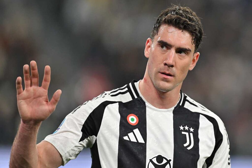 Nota della Juventus su Vlahovic