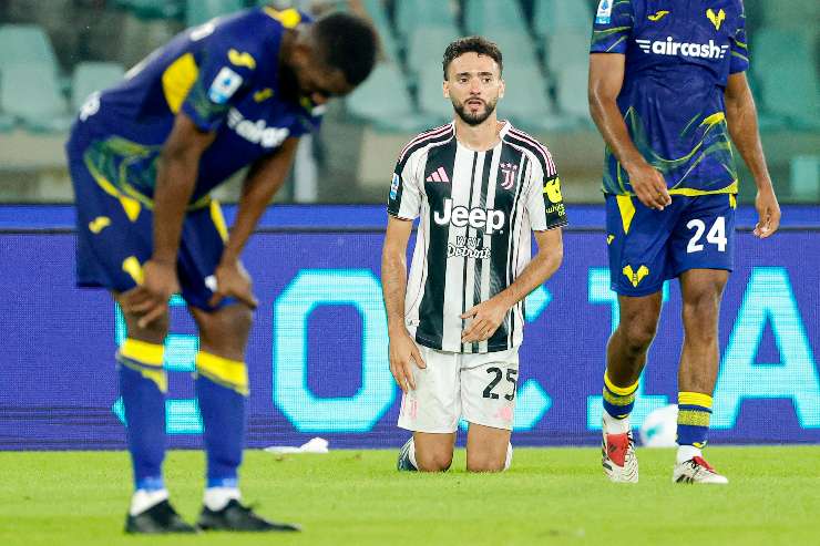 Joao Mario in campo durante la sfida di campionato tra Juventus ed Hellas Verona