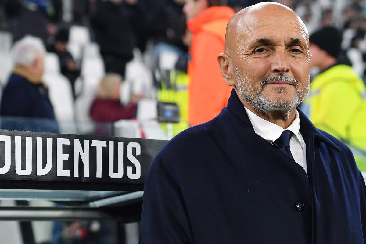 Luciano Spalletti in panchina contro l'Udinese