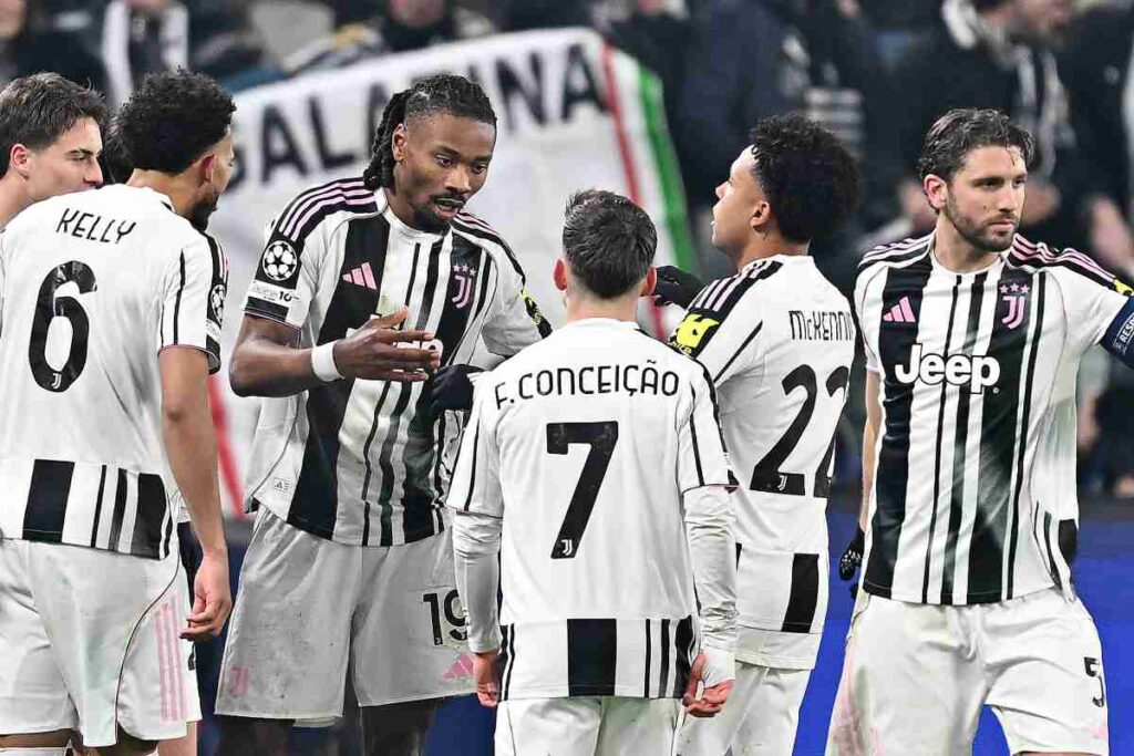 Giocatori della Juventus in gruppo