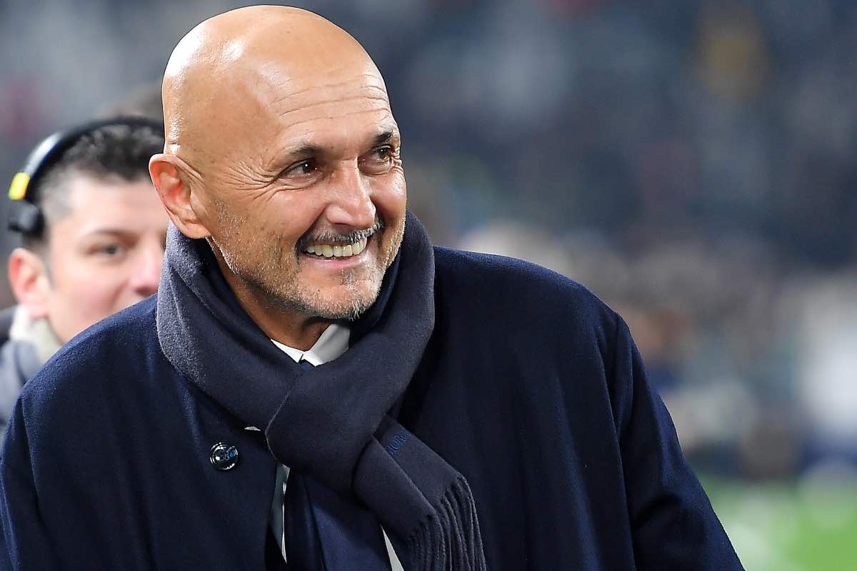 Luciano Spalletti in campo per la gara di Champions League