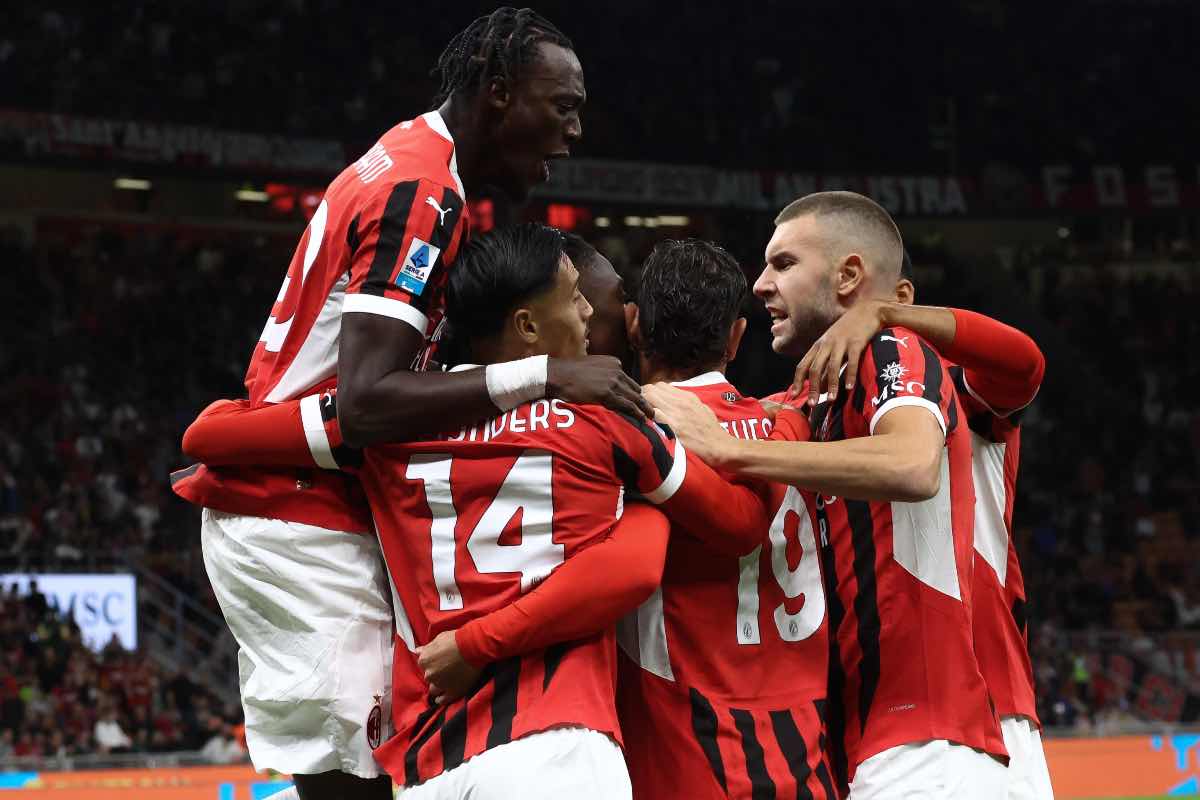 Milan, i rossoneri esultano dopo un gol