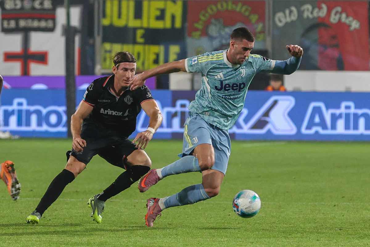 Juve, Vlahovic in campo con i bianconeri