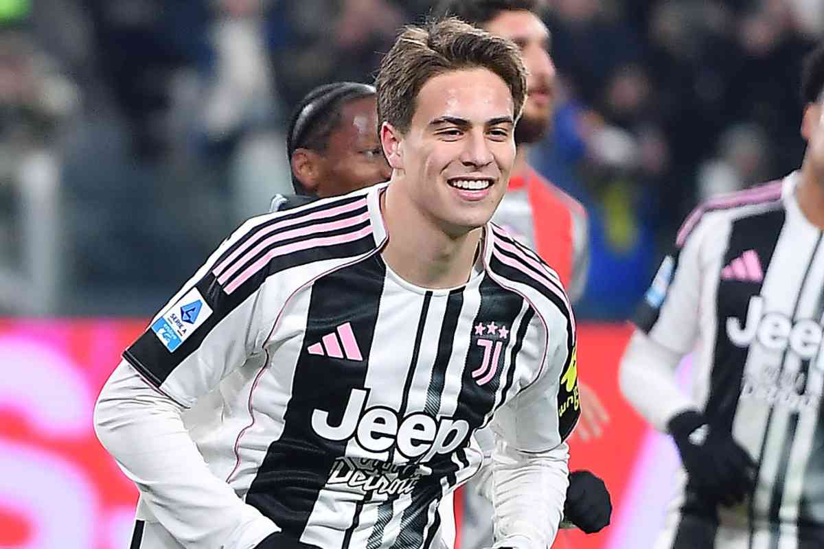 Yildiz sorridente in campo