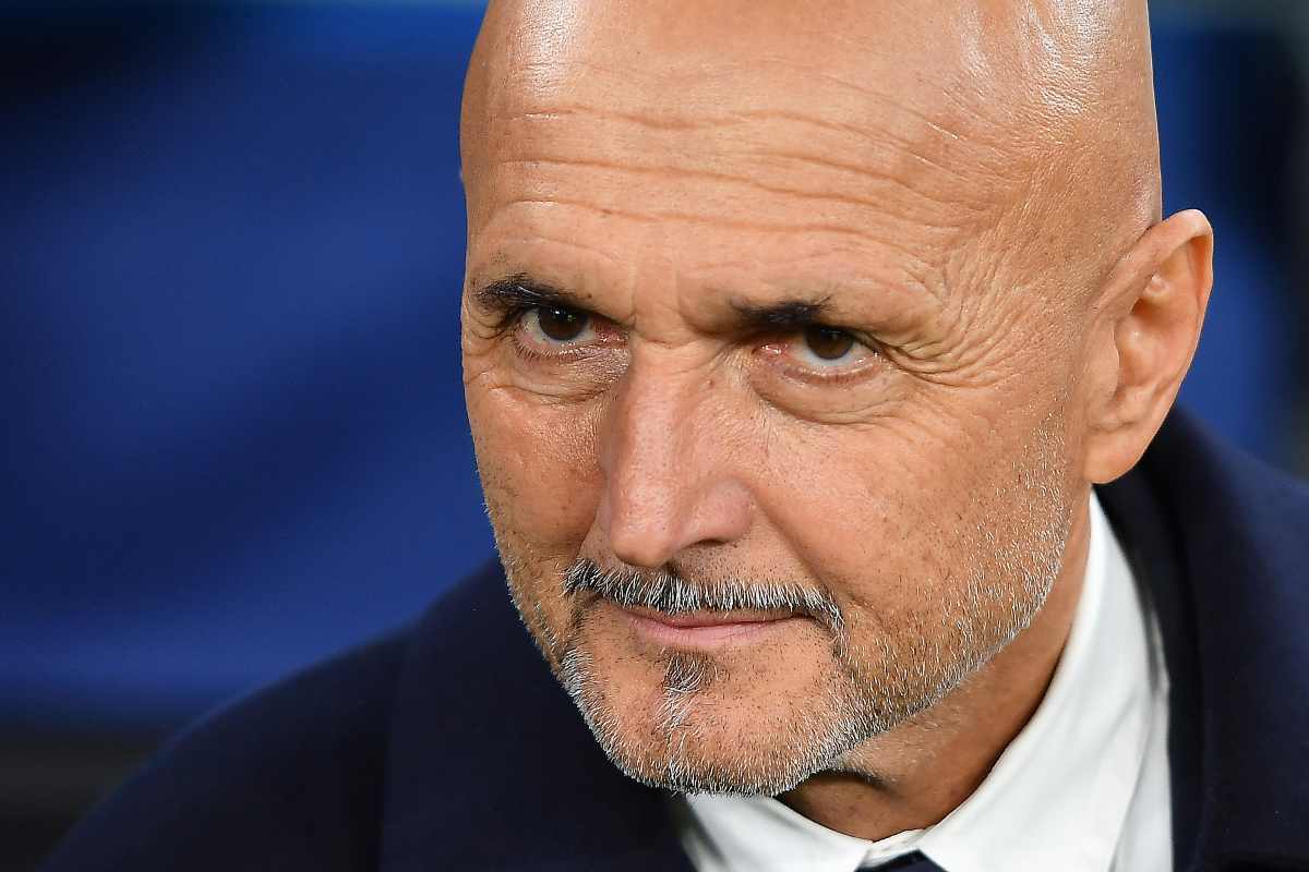 Spalletti sorride in panchina