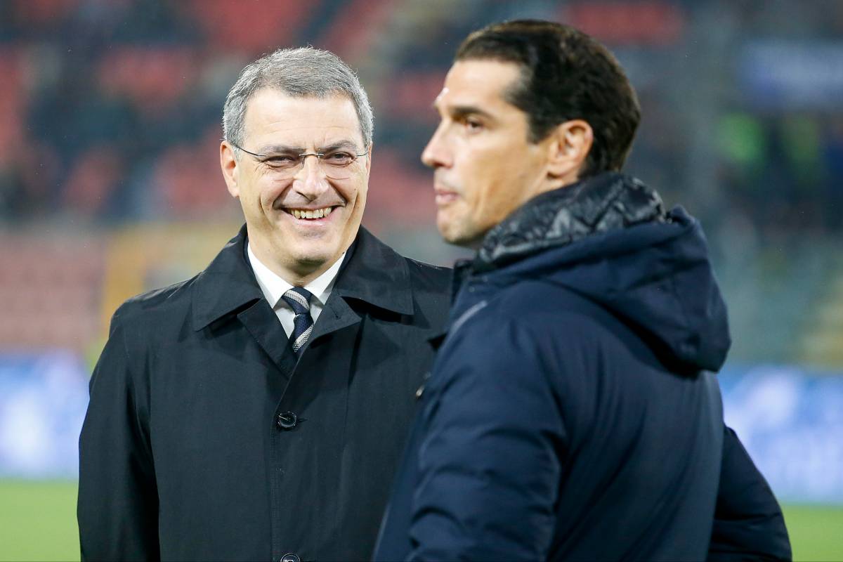 Comolli a bordocampo. Mateta e Maldini nel mirino