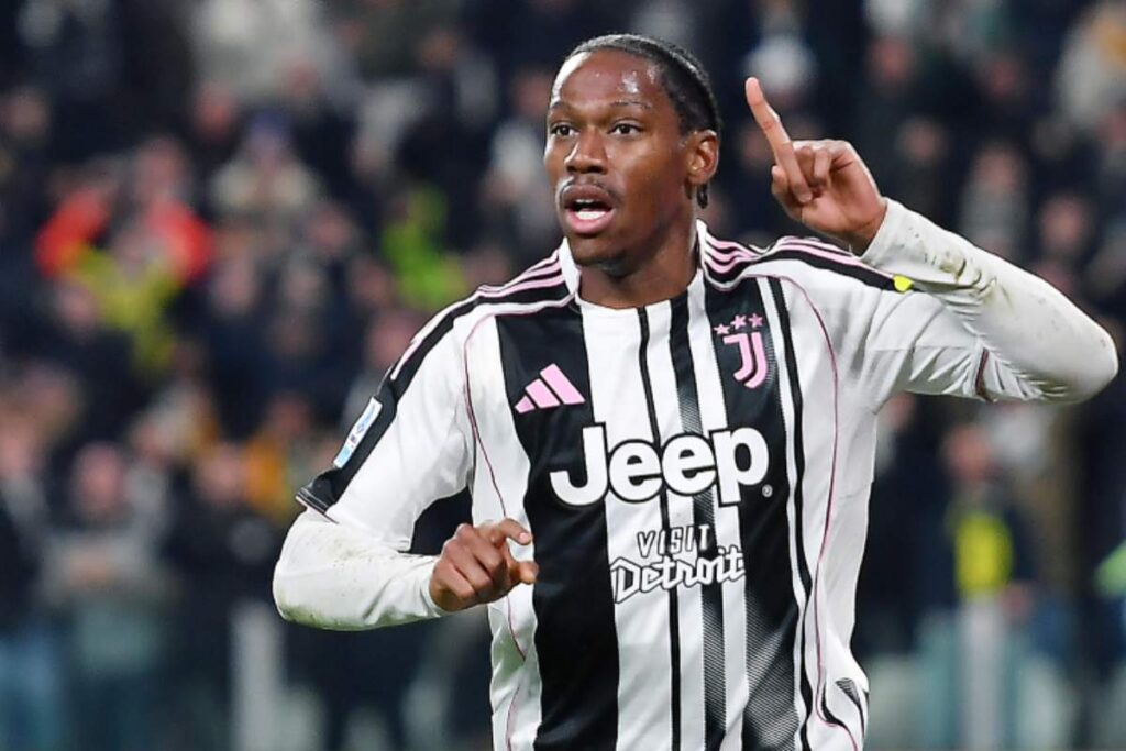 Jonathan David, attaccante della Juventus, esulta dopo la rete realizzata contro il Napoli