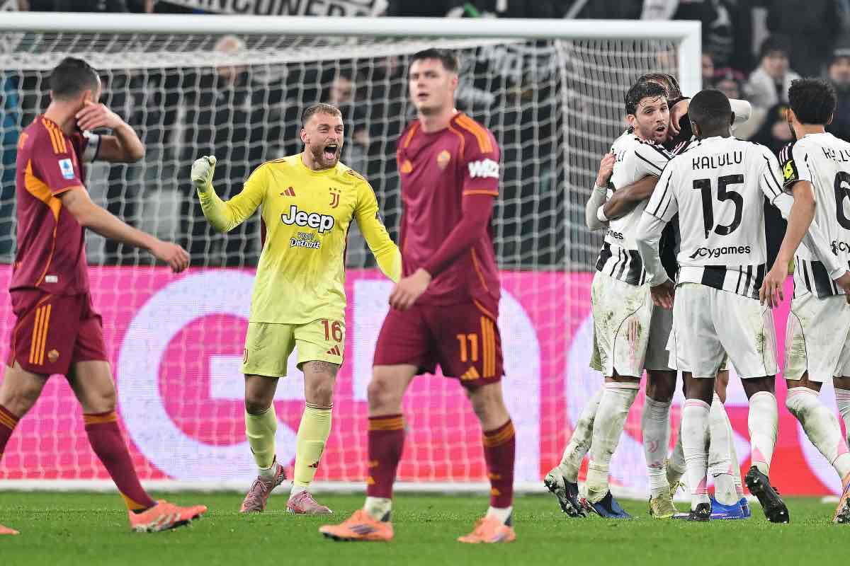 Squadra Juventus festeggia in Serie A