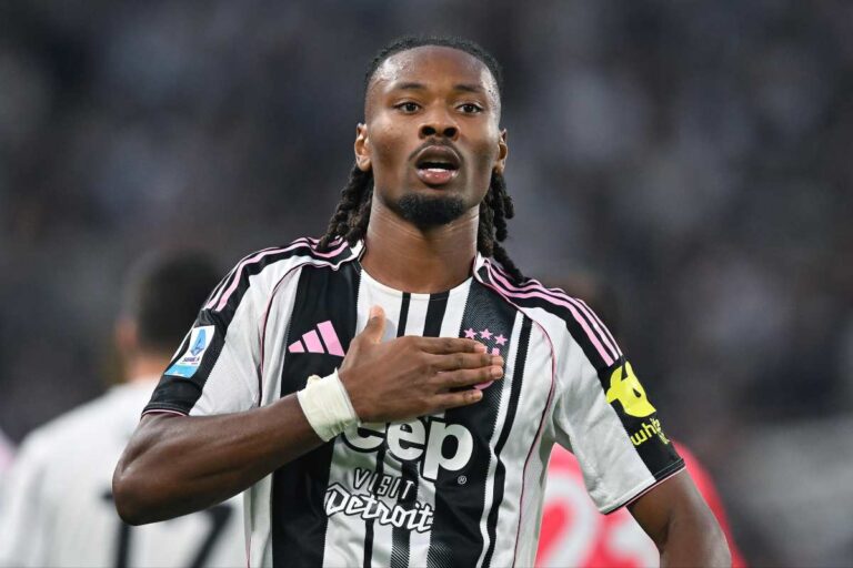 Thuram con la maglia della juventus nel 2025