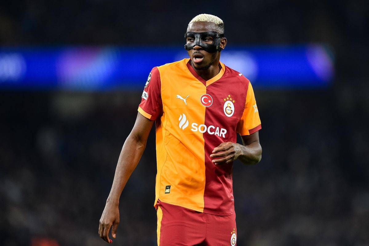 Victor Osimhen, attaccante del Galatasaray, nel corso del match di Champions League contro il Manchester City