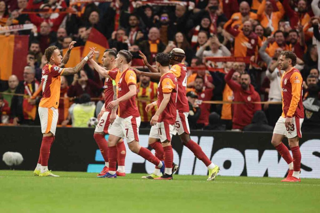 Galatasaray esulta al gol