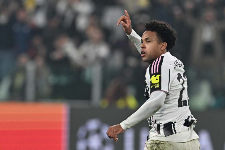 Mckennie esulta dopo un gol segnato con la Juventus