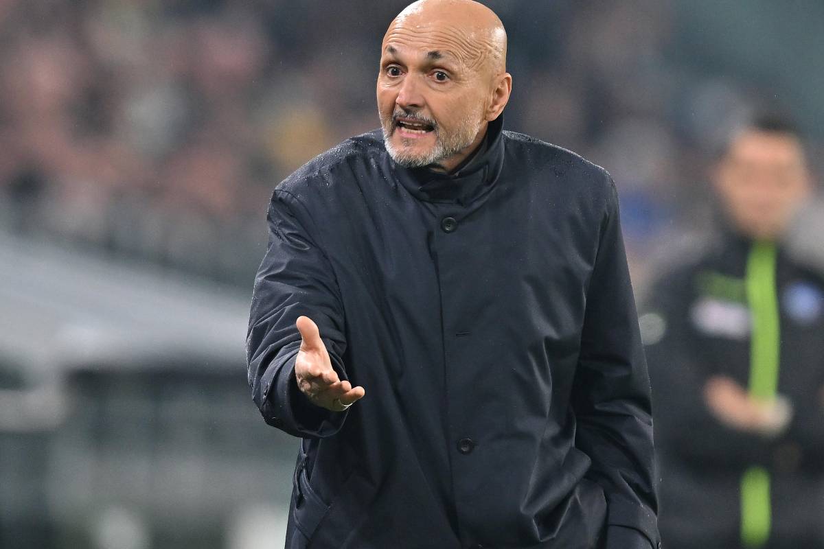 Spalletti a bordocampo a guidare la Juve in campionato.