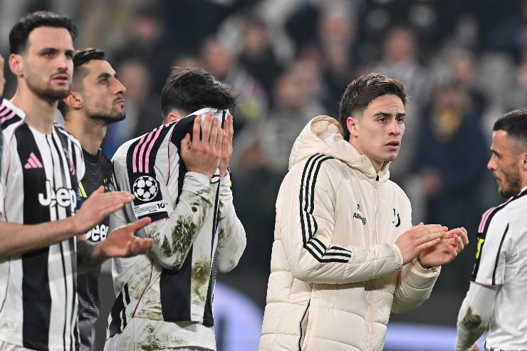 Giocatori della Juventus in campo all'Allianz