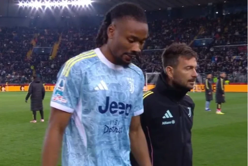 Khephren Thuram esce per infortunio