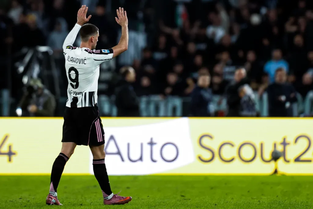 Dusan Vlahovic, attaccante della Juventus, nel corso del match contro la Lazio