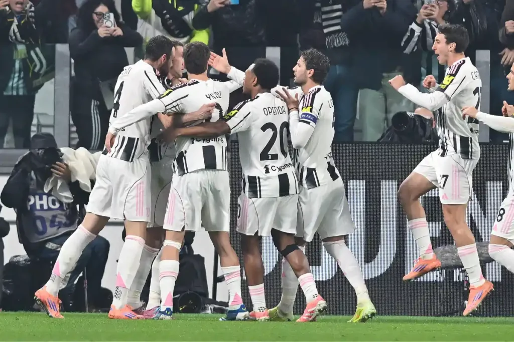 Juventus esulta in gruppo