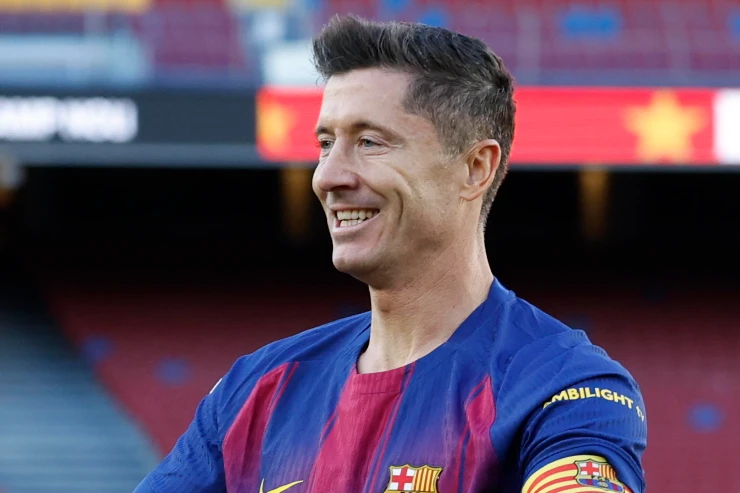 Lewandowski esulta in campo