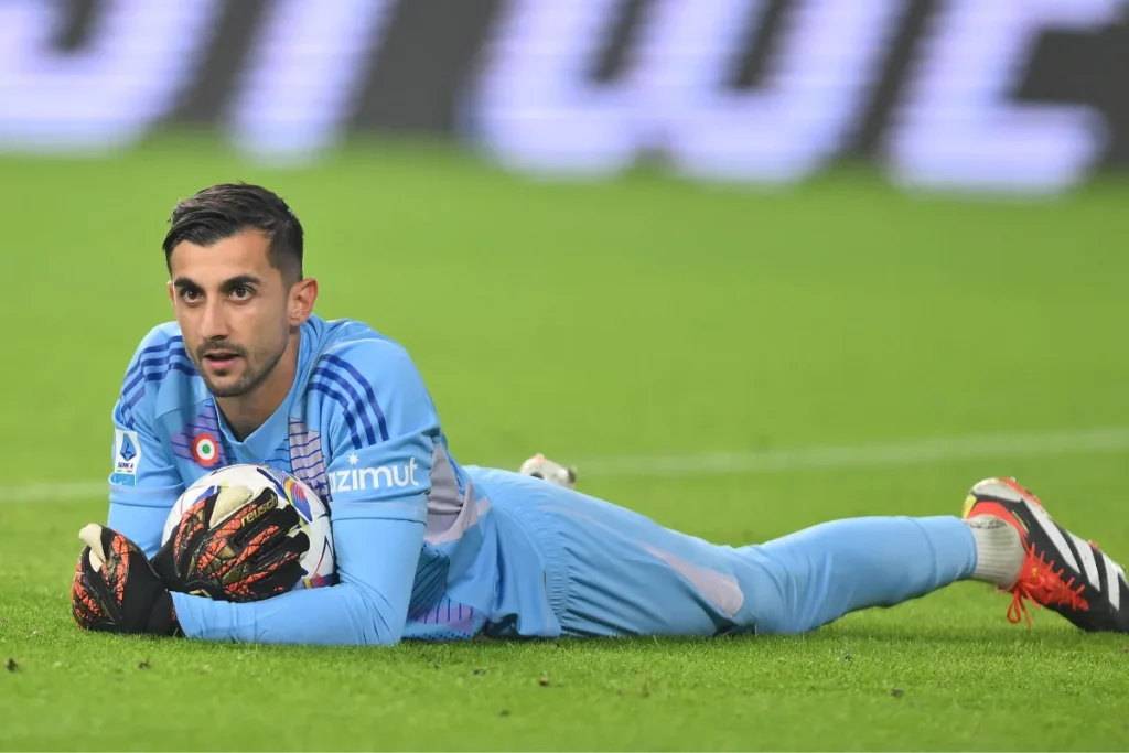 Mattia Perin, portiere della Juventus, nel corso del match contro il Torino
