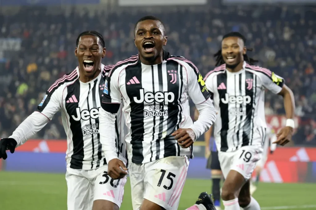 Giocatori della Juventus in campo allo Stadium per Juventus-Bologna
