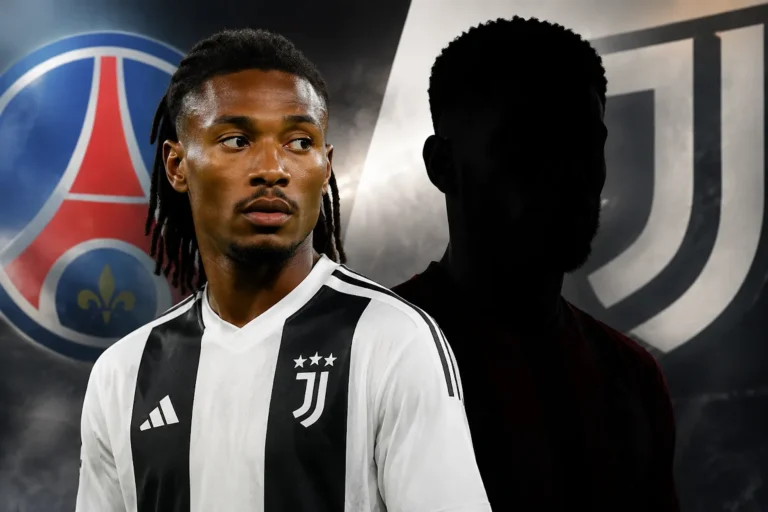 Khephren Thuram in maglia Juventus con loghi PSG sullo sfondo durante le trattative di mercato