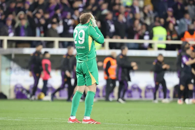 Michele Di Gregorio, portiere della Juventus, al centro delle dichiarazioni del suo agente