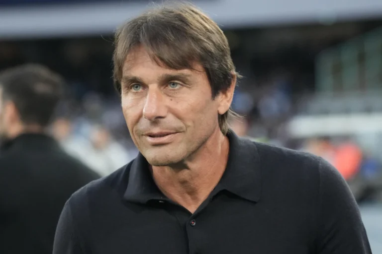 Conte rompe il silenzio: le parole sui social su un possibile ritorno in bianconero